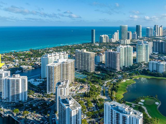 20505 E Country Club Dr 634, Aventura, FL 33180