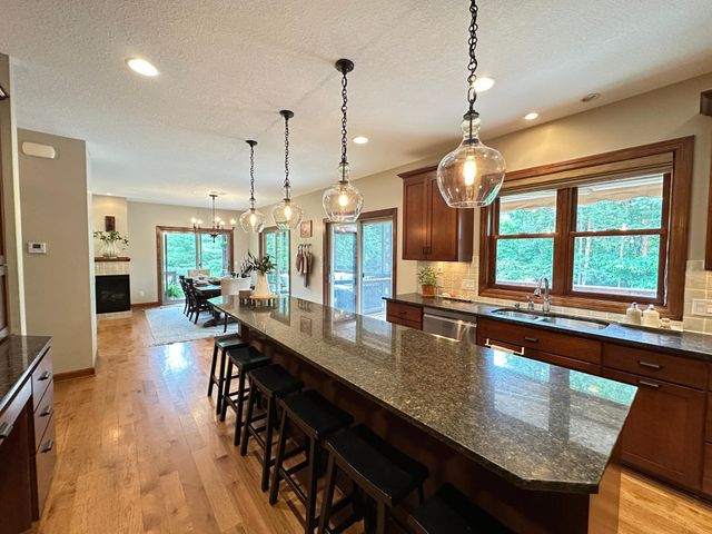 401 Rolling Hills Drive, Mound, MN 55364