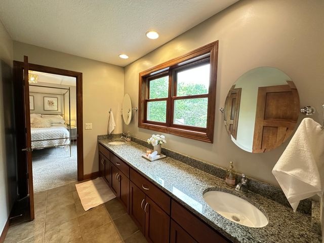 401 Rolling Hills Drive, Mound, MN 55364