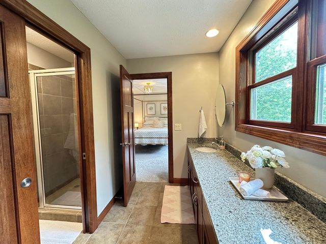 401 Rolling Hills Drive, Mound, MN 55364