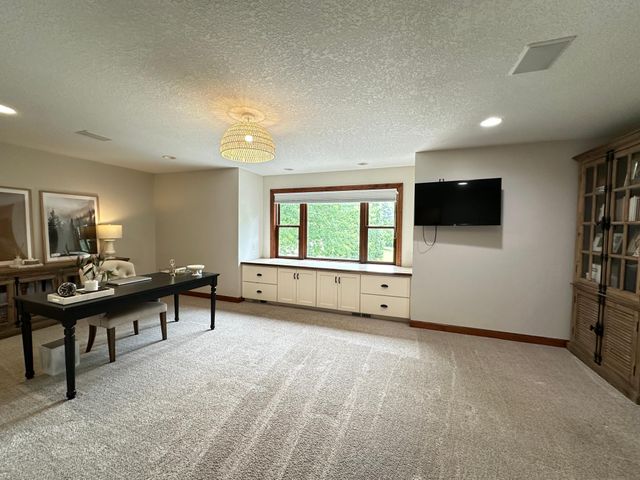 401 Rolling Hills Drive, Mound, MN 55364