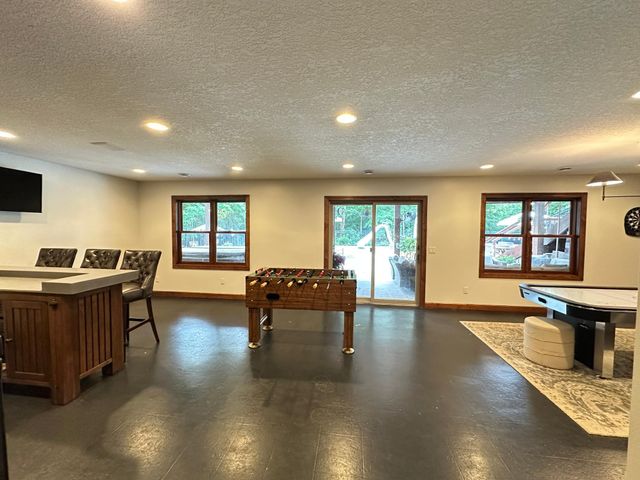 401 Rolling Hills Drive, Mound, MN 55364