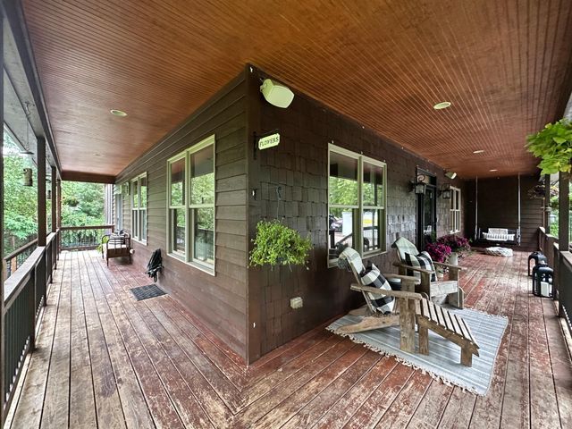 401 Rolling Hills Drive, Mound, MN 55364