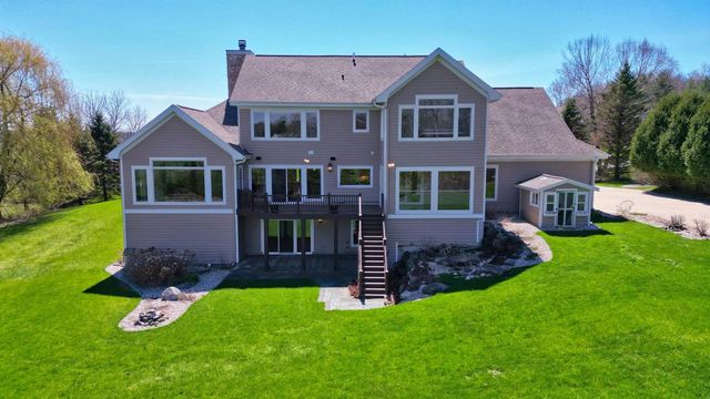 7588 Baltic Drive, Verona, WI 53593