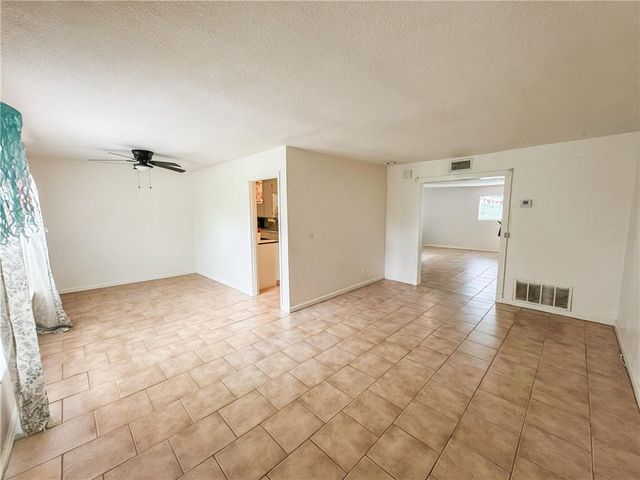 735 Chase Dr, Corpus Christi, TX 78412