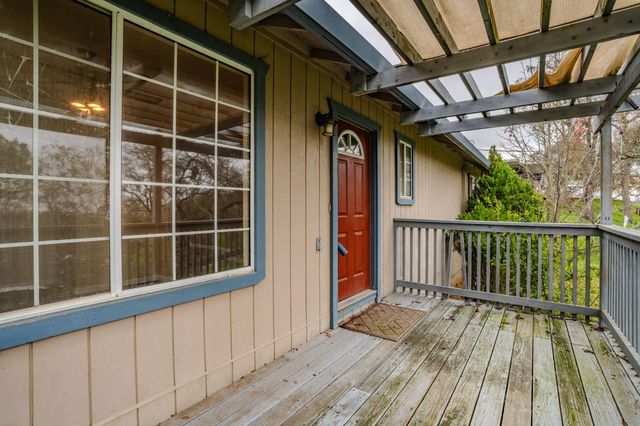 7571 Westhill Rd, Valley Springs, CA 95252