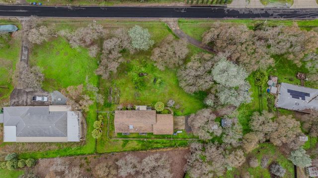 7571 Westhill Rd, Valley Springs, CA 95252