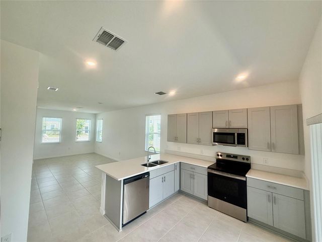 3161 SKYLINE LOOP, Kissimmee, FL 34758