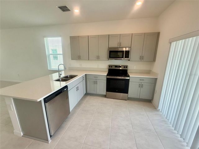 3161 SKYLINE LOOP, Kissimmee, FL 34758