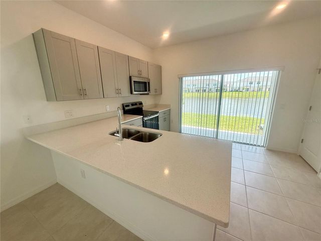 3161 SKYLINE LOOP, Kissimmee, FL 34758