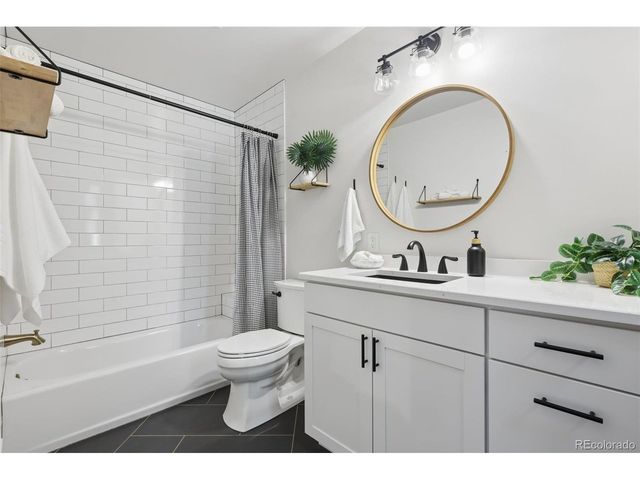 1812 W Pikes Peak Ave, Colorado Springs, CO 80904