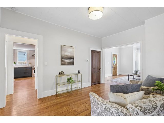 1812 W Pikes Peak Ave, Colorado Springs, CO 80904
