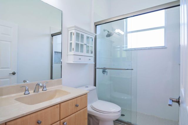 2002 Schooner Lane, Weston, FL 33327