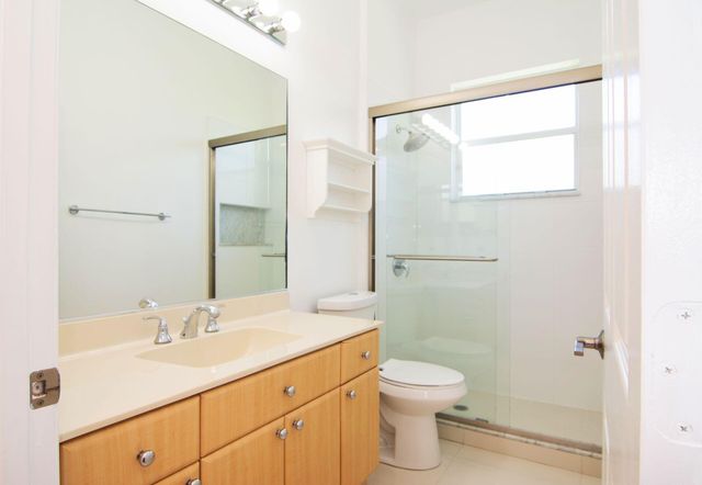 2002 Schooner Lane, Weston, FL 33327