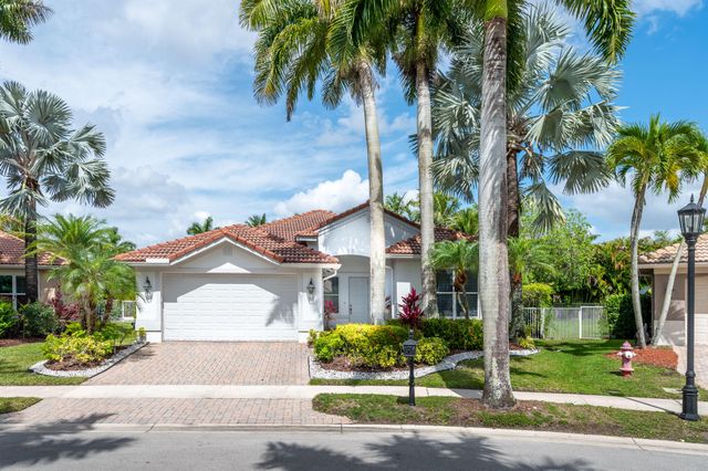 2002 Schooner Lane, Weston, FL 33327