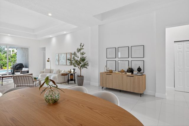 2002 Schooner Lane, Weston, FL 33327