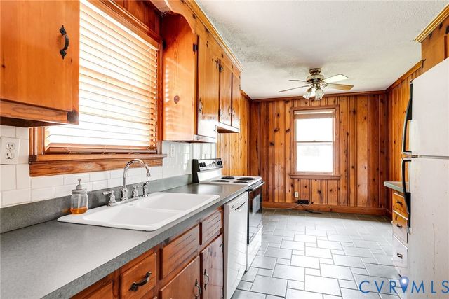 1908 Hillcrest Cir, Richmond, VA 23225