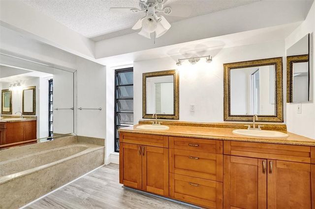 103 Heatherbrook Way 143, Hollywood, FL 33021