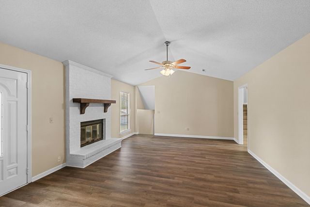 404 Summerrain Terrace, Dothan, AL 36303