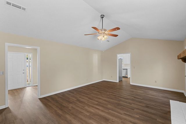 404 Summerrain Terrace, Dothan, AL 36303