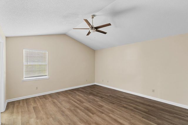 404 Summerrain Terrace, Dothan, AL 36303