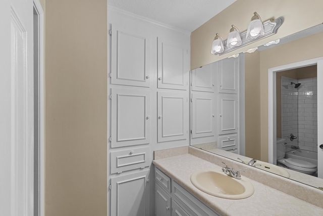 404 Summerrain Terrace, Dothan, AL 36303