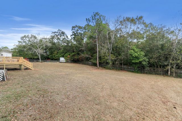 404 Summerrain Terrace, Dothan, AL 36303