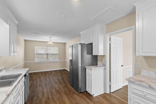 404 Summerrain Terrace, Dothan, AL 36303