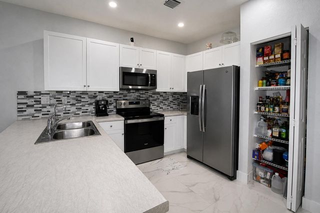 5437 NW 27TH Court, Margate, FL 33063
