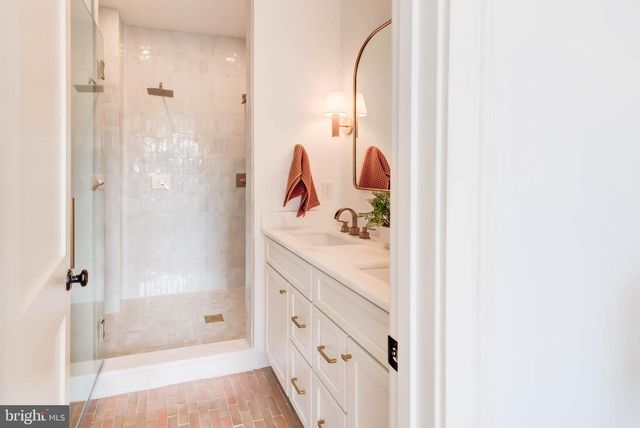 153 NORTH CAROLINA AVE SE, Washington, DC 20003