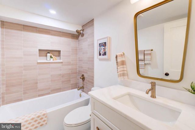 153 NORTH CAROLINA AVE SE, Washington, DC 20003