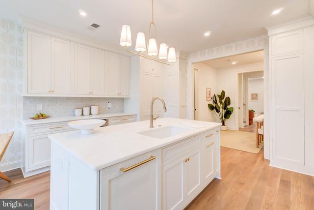 153 NORTH CAROLINA AVE SE, Washington, DC 20003