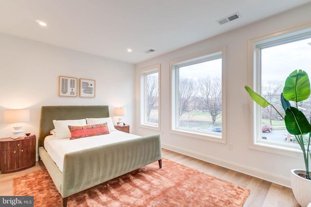 153 NORTH CAROLINA AVE SE, Washington, DC 20003