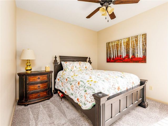 4729 SW Soldier Drive, Lee's Summit, MO 64082