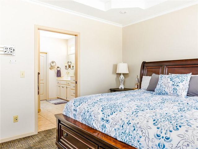 4729 SW Soldier Drive, Lee's Summit, MO 64082