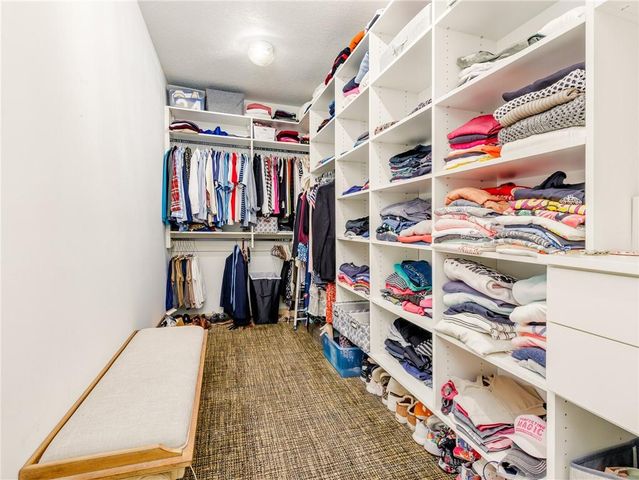 4729 SW Soldier Drive, Lee's Summit, MO 64082