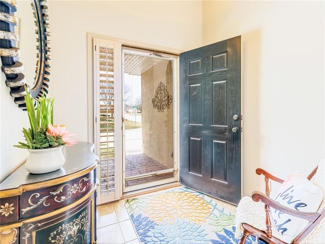 4729 SW Soldier Drive, Lee's Summit, MO 64082