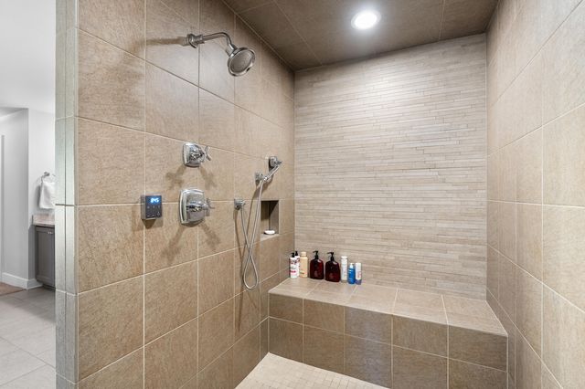 8352 Vinewood Point, Texas Twp, MI 49071