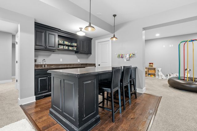8352 Vinewood Point, Texas Twp, MI 49071