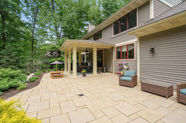 8352 Vinewood Point, Texas Twp, MI 49071