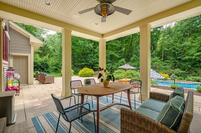 8352 Vinewood Point, Texas Twp, MI 49071