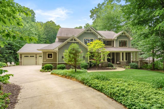8352 Vinewood Point, Texas Twp, MI 49071
