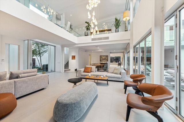 2169 University Boulevard, Houston, TX 77030