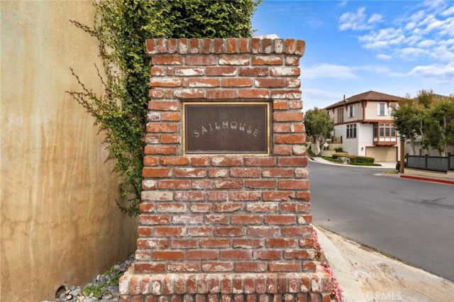 2741 Bungalow, Corona Del Mar, CA 92625