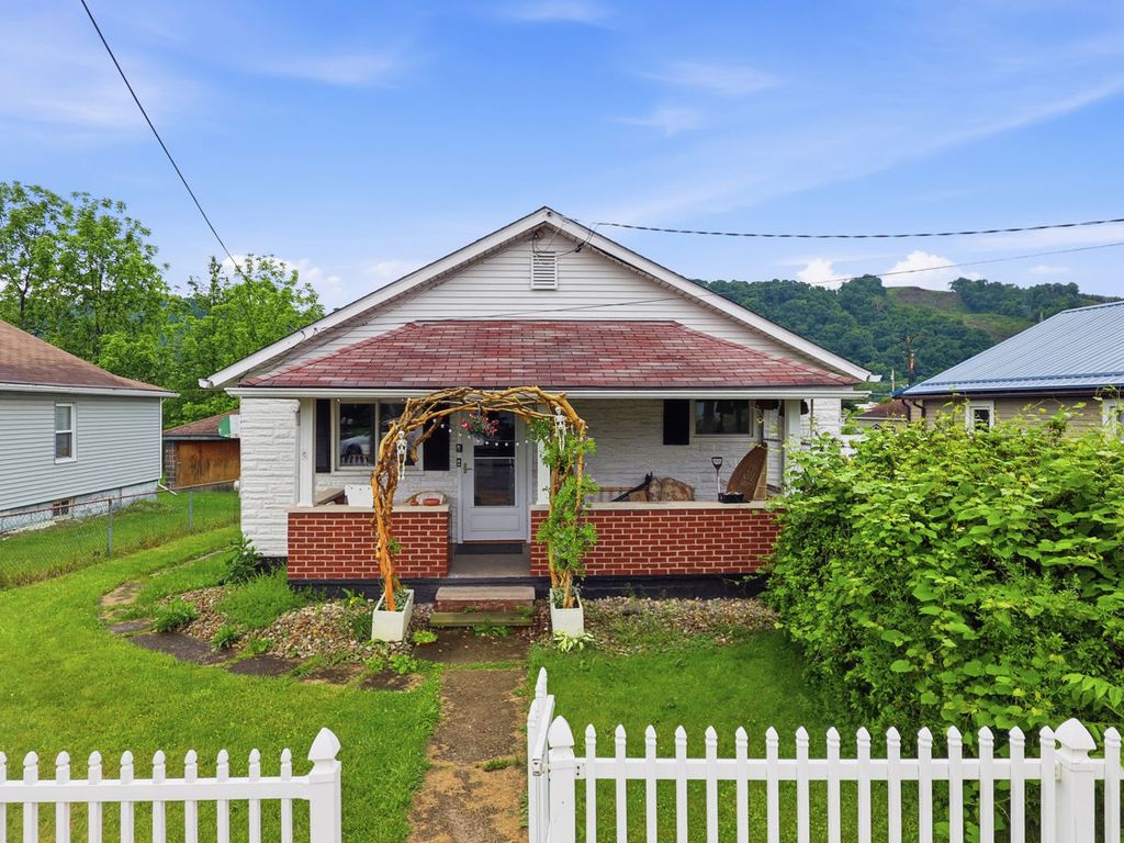 506 Grant STREET, Springdale Boro, PA 15144