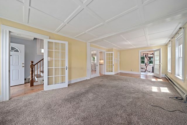 131 Pleasant Valley St, Methuen, MA 01844