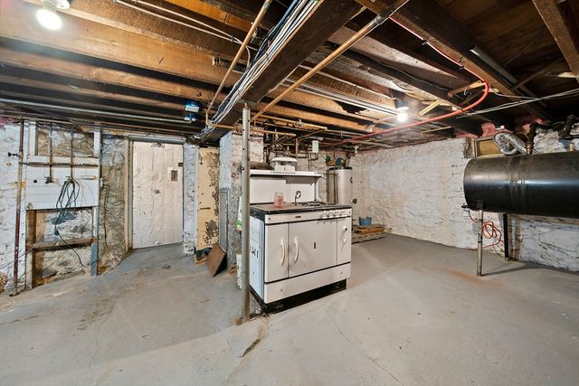 131 Pleasant Valley St, Methuen, MA 01844