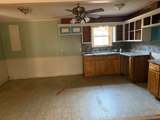 515 County Road 296, Hillsboro, AL 35643