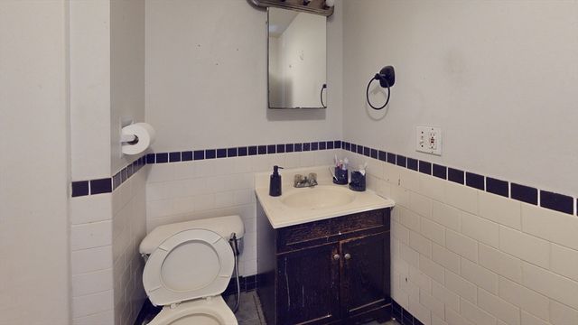 36 Mozart 3, Boston, MA 02130