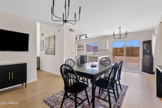 3959 W WHISPERING WIND Drive, Glendale, AZ 85310